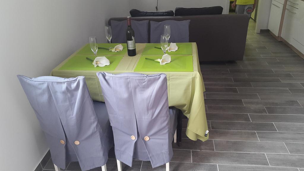 New Lux Kala Apartment